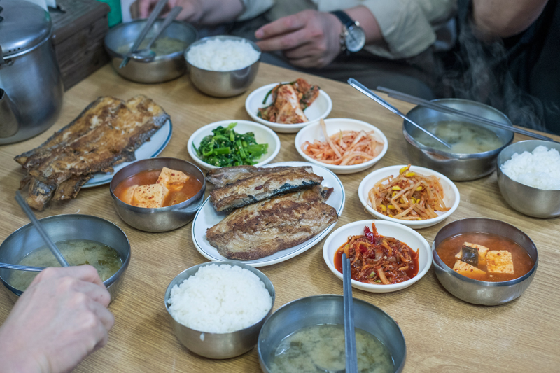 고등어백반 한 상이 고작 5,000원이다