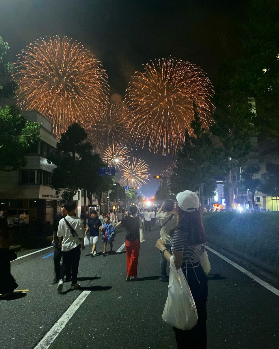 © sae_tana_