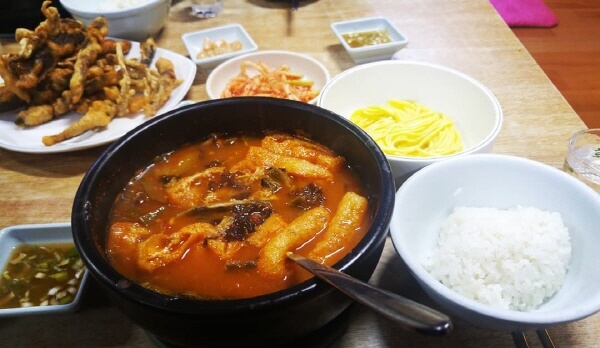 원기회복에 으뜸! 전국 추어탕 맛집 