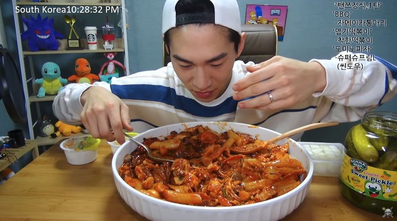 SNS 강타한 메뉴 꿀조합! 편의점 