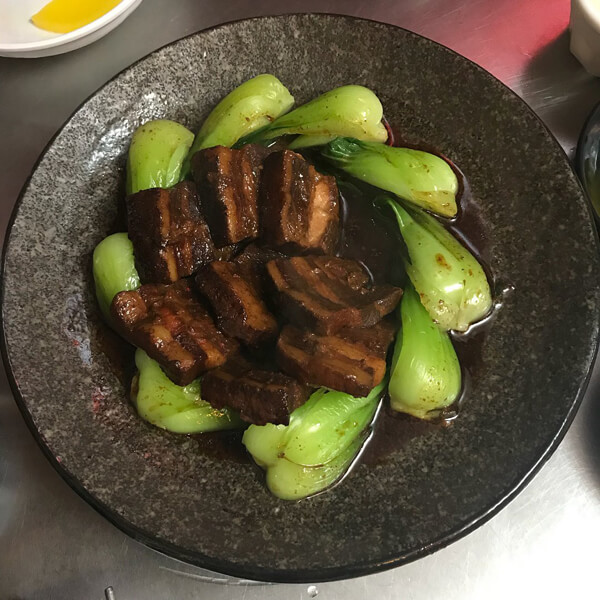 먹방의 즐거움이 있는 홍대 맛집 베스