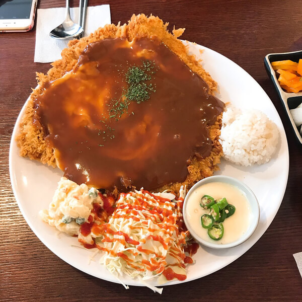 먹방의 즐거움이 있는 홍대 맛집 베스