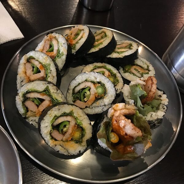 먹방의 즐거움이 있는 홍대 맛집 베스