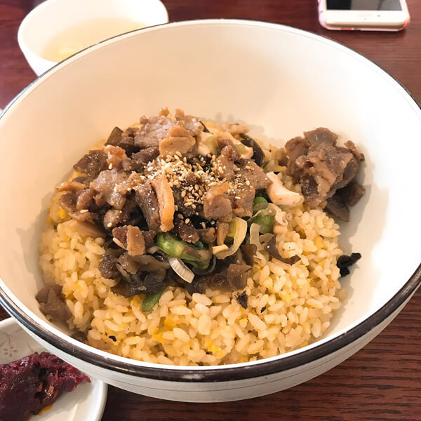 먹방의 즐거움이 있는 홍대 맛집 베스