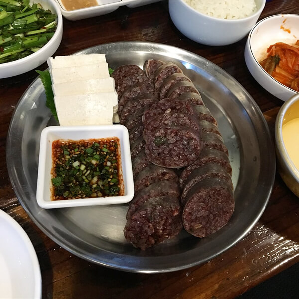 먹방의 즐거움이 있는 홍대 맛집 베스