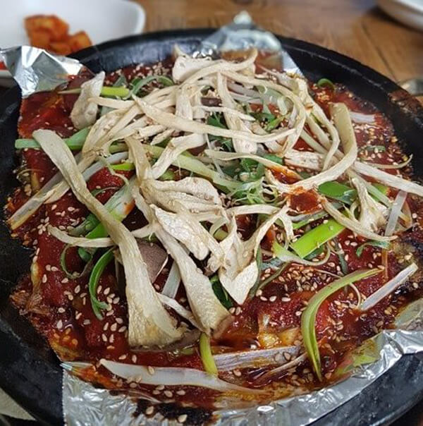 장어도 먹고, 돼지국밥도 먹고! 밀양