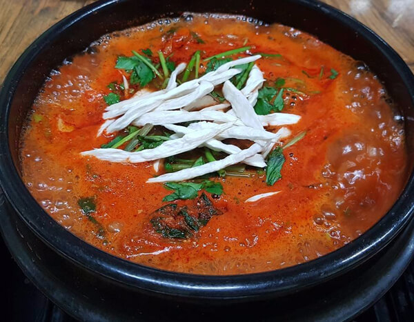 장어도 먹고, 돼지국밥도 먹고! 밀양