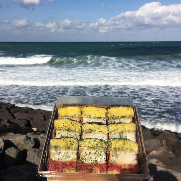 일품요리로도 손색없는 전국 이색 김밥