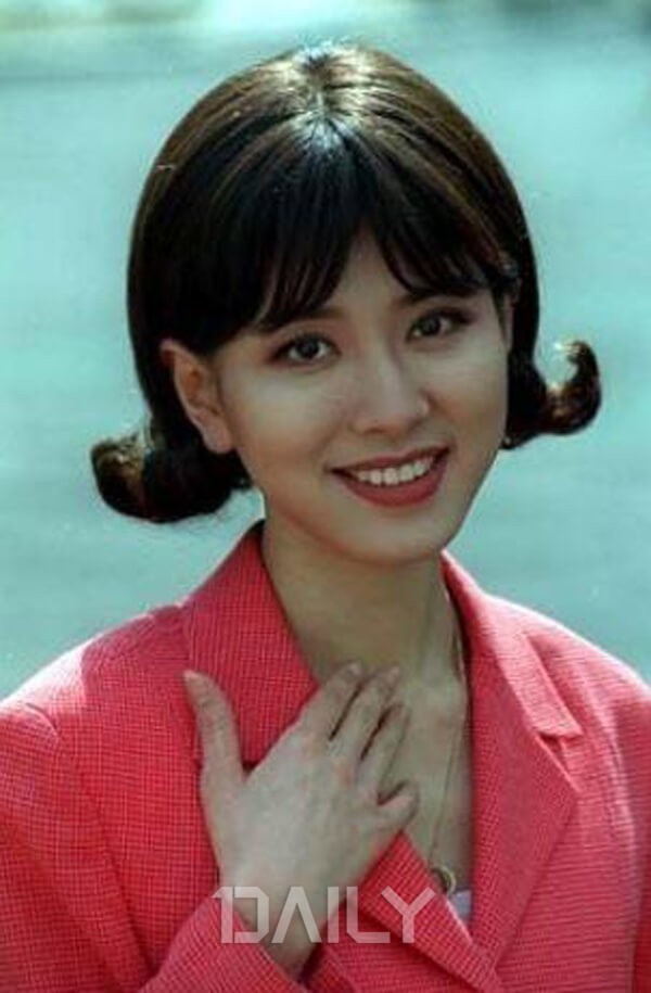 젊은 시절 김태희 부럽지 않은 미모를