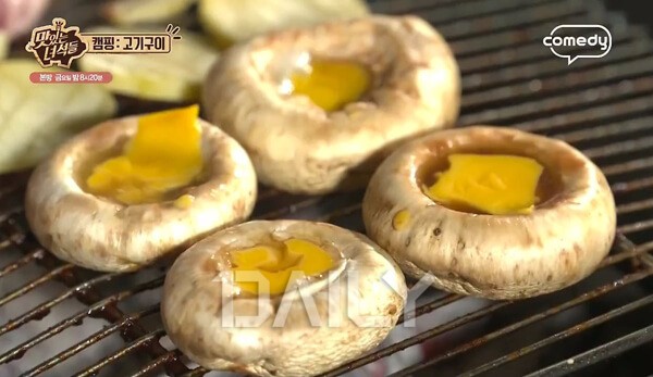 조리도구 없이도 가능한 초간단 캠핑요