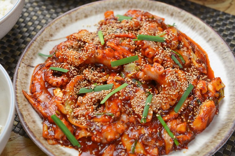 쫄깃쫄깃 탱글탱글 맛있는 낙지요리