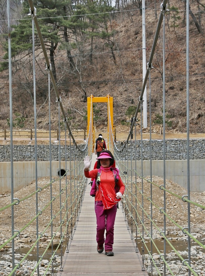 자연 절경과 아찔한 스릴을 한 번에!