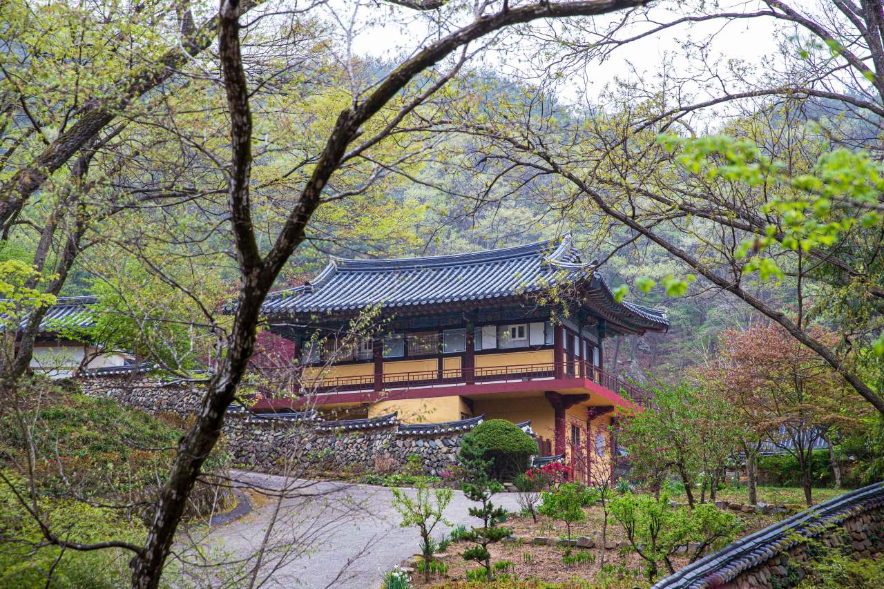 내원사 / 사진=한국관광공사 포토코리아@김지호