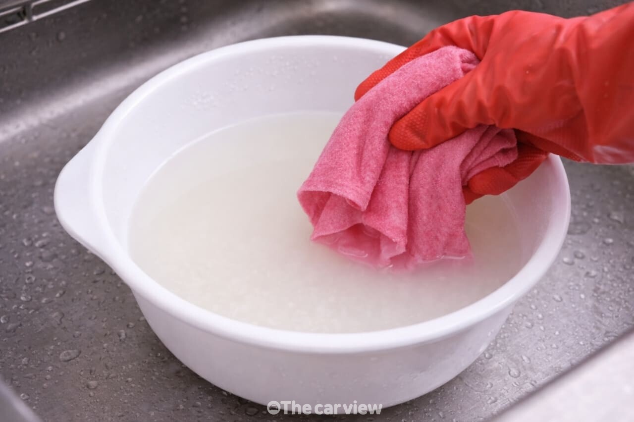 행주 쌀뜨물 빨래 / 사진=더카뷰