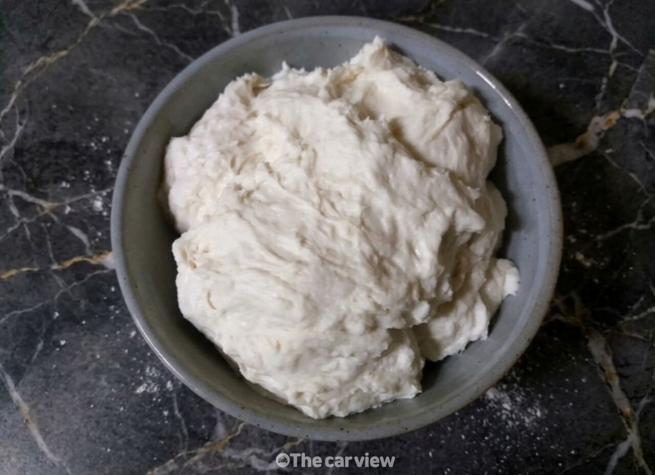 주방 타일 기름때 밀가루반죽 청소 / 사진=더카뷰