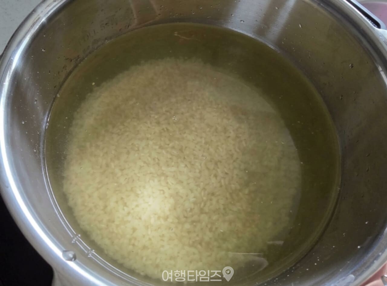 녹차물 밥 / 사진=여행타임즈