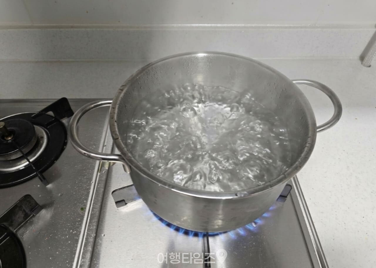 식초 끓인 물로 집안 냄새 제거 / 사진=여행타임즈