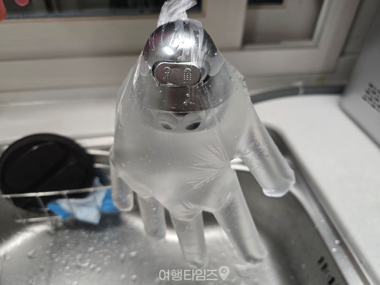싱크대 수전 물때 청소 / 사진=여행타임즈