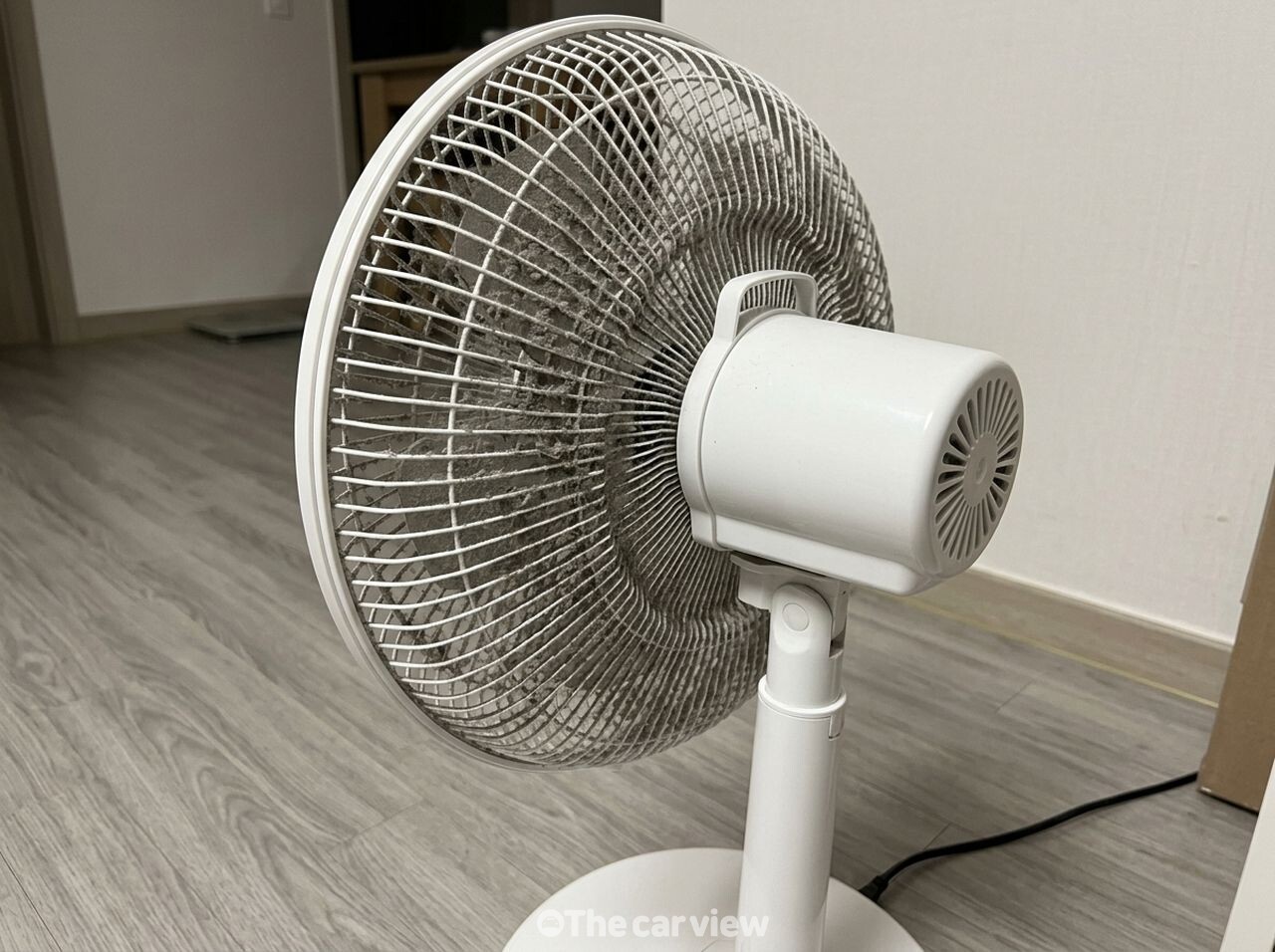 선풍기 먼지 청소 / 사진=더카뷰