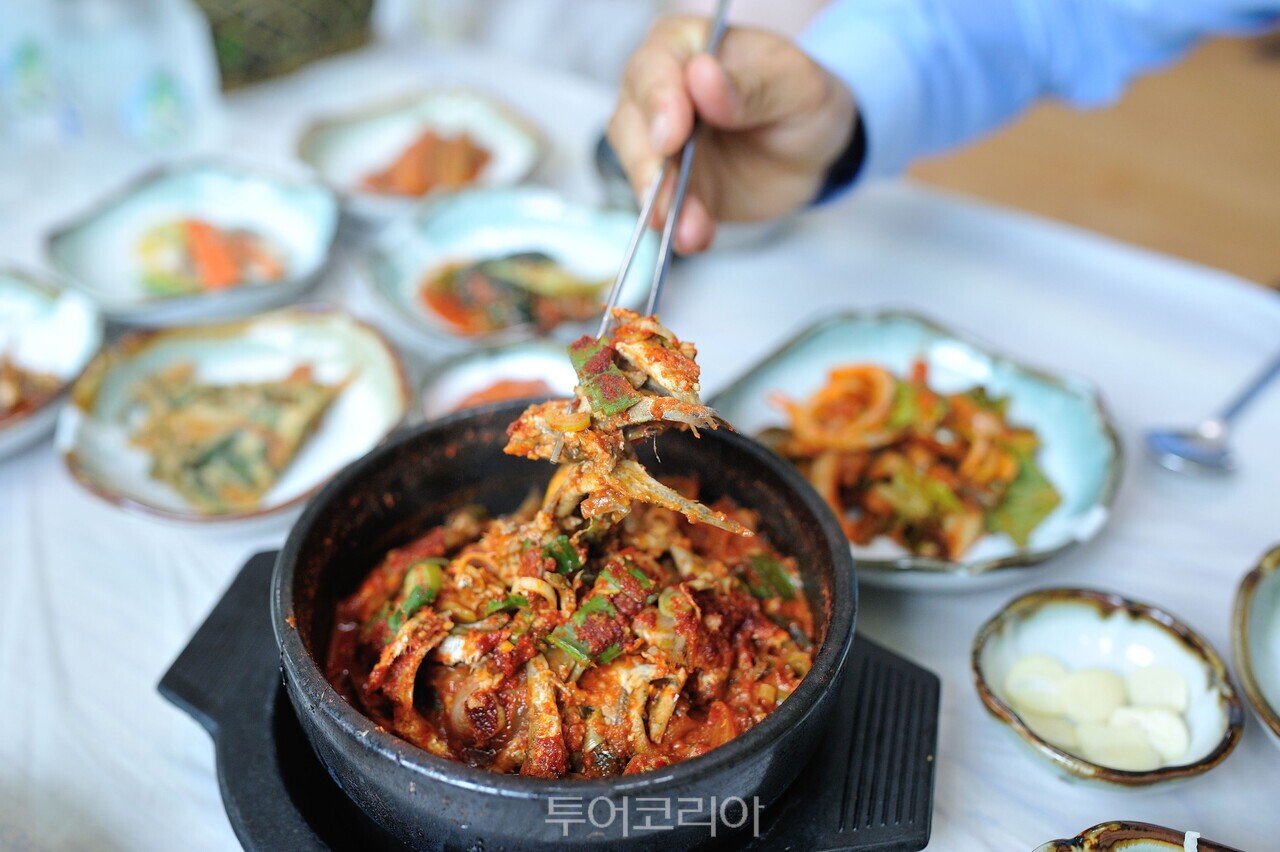 남해 멸치쌈밥 / 사진-남해군