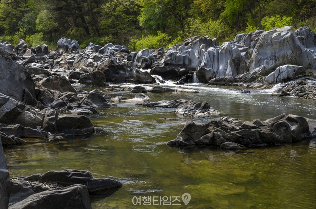 주왕산 백석탄 / 사진=게티이미지뱅크