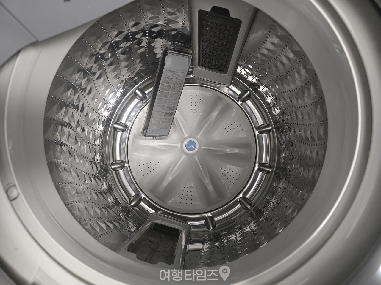 통돌이 세탁기 필터 청소 / 사진=여행타임즈