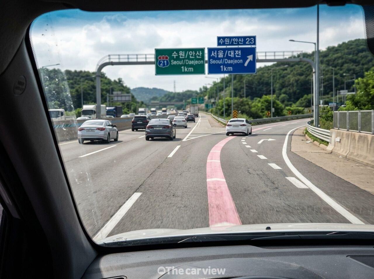 색깔 유도선 / 사진=더카뷰