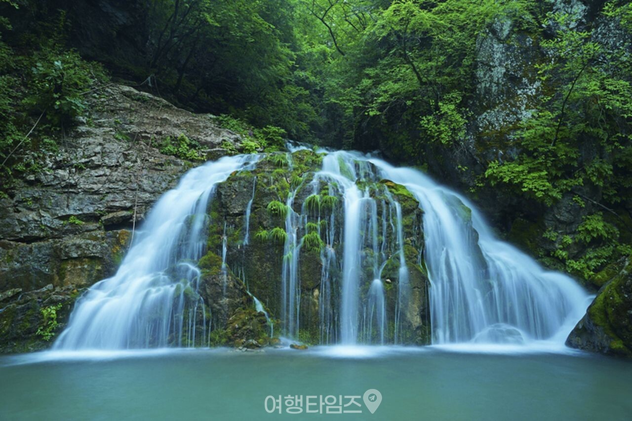 무건리 이끼폭포 계곡 / 사진=게티이미지뱅크
