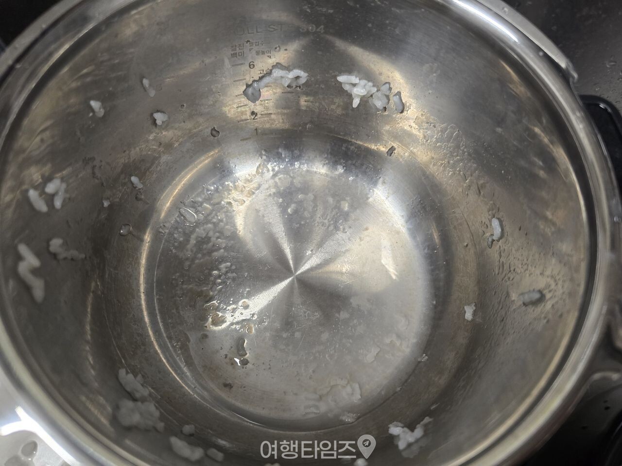 눌어붙은 밥 / 사진=여행타임즈