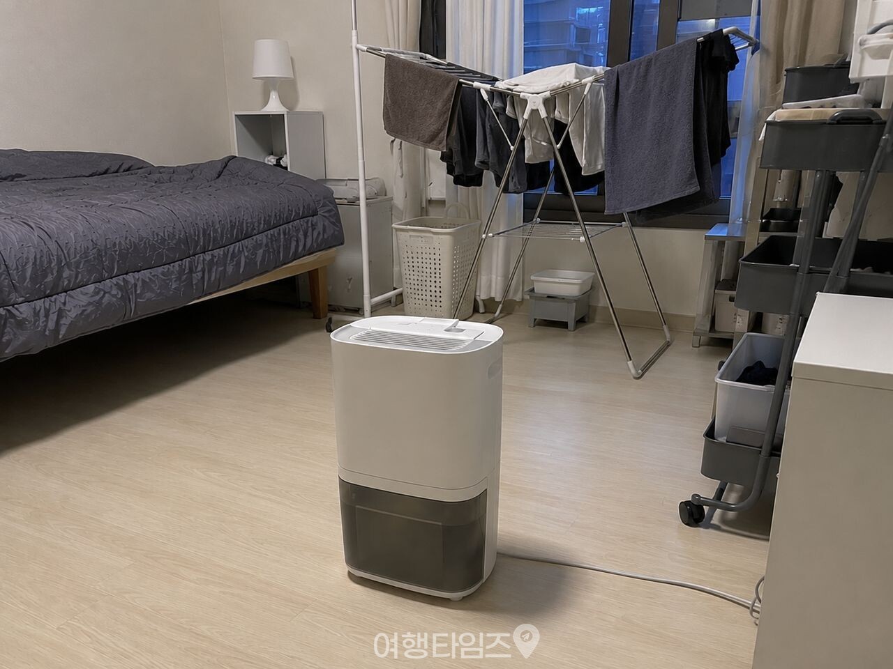 에어컨 제습기 / 여행타임즈