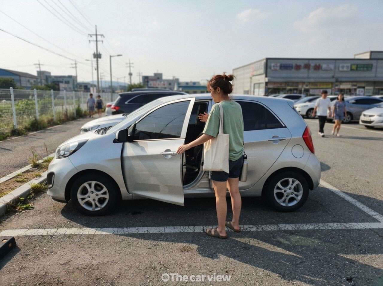 여름 자동차 실내 온도 / 사진=더카뷰