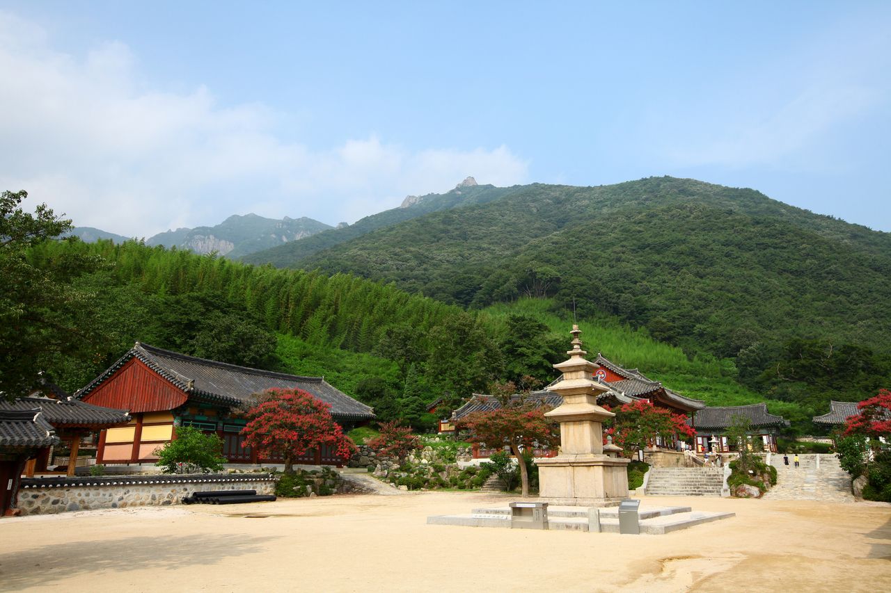 밀양 표충사 / 한국관광콘텐츠랩-이범수