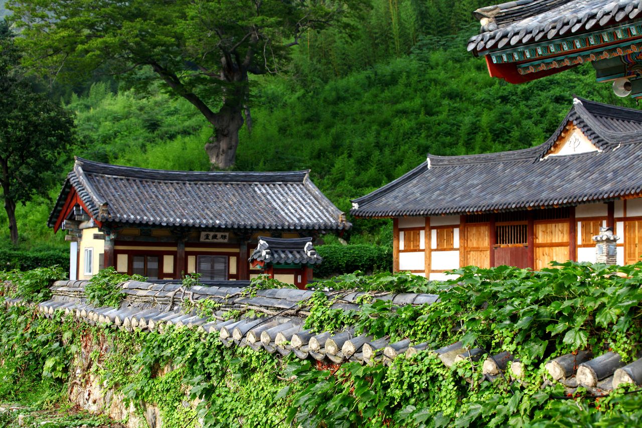 밀양 표충사 / 한국관광콘텐츠랩-이범수