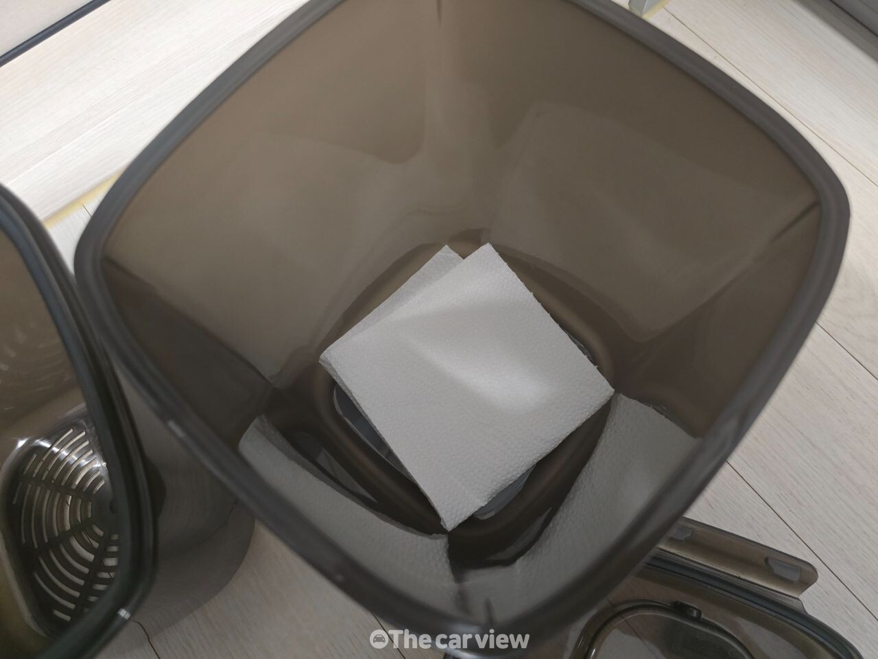 음식물 쓰레기통 / 더카뷰