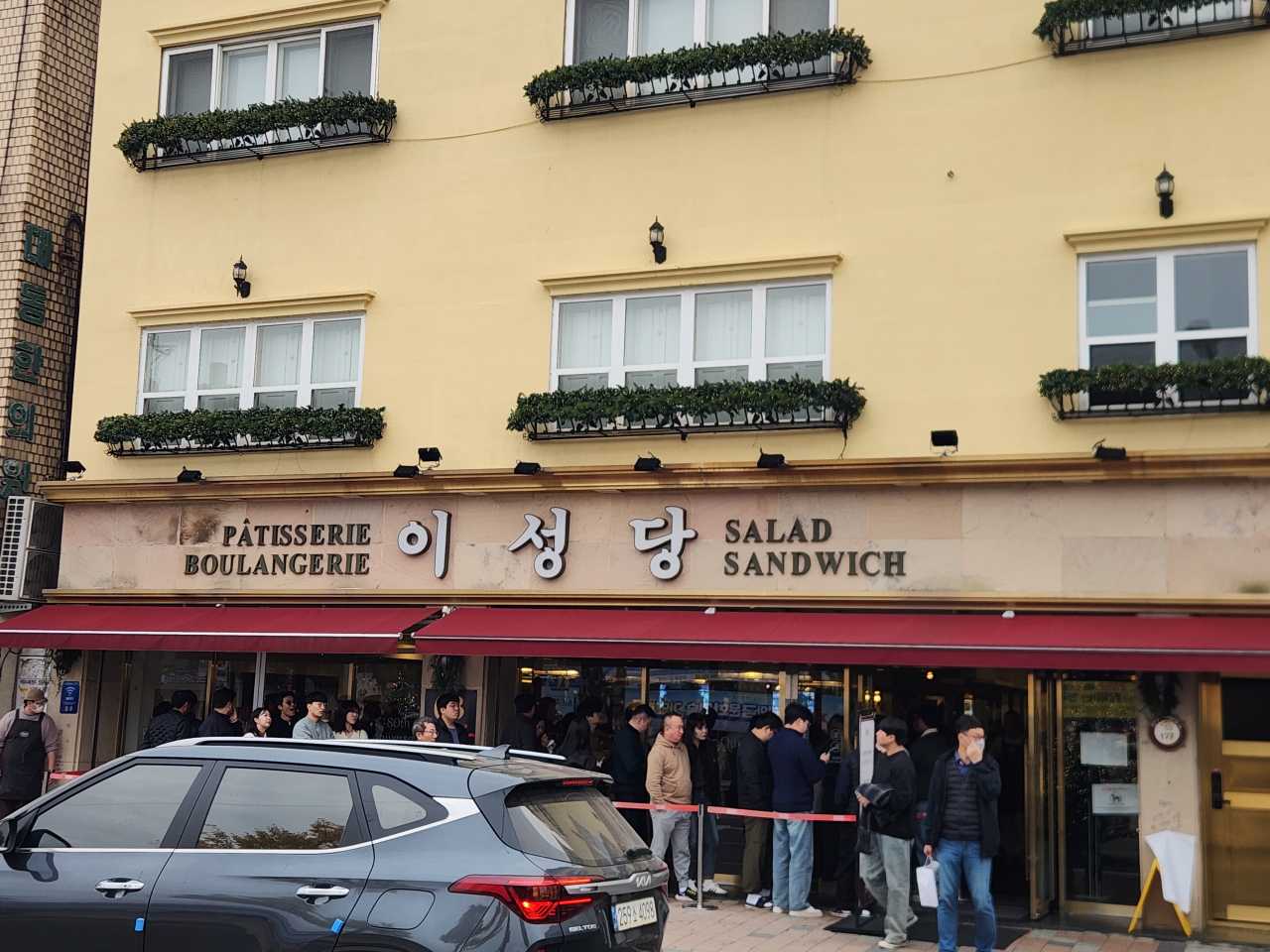 이성당 줄 서기 / 직접촬영