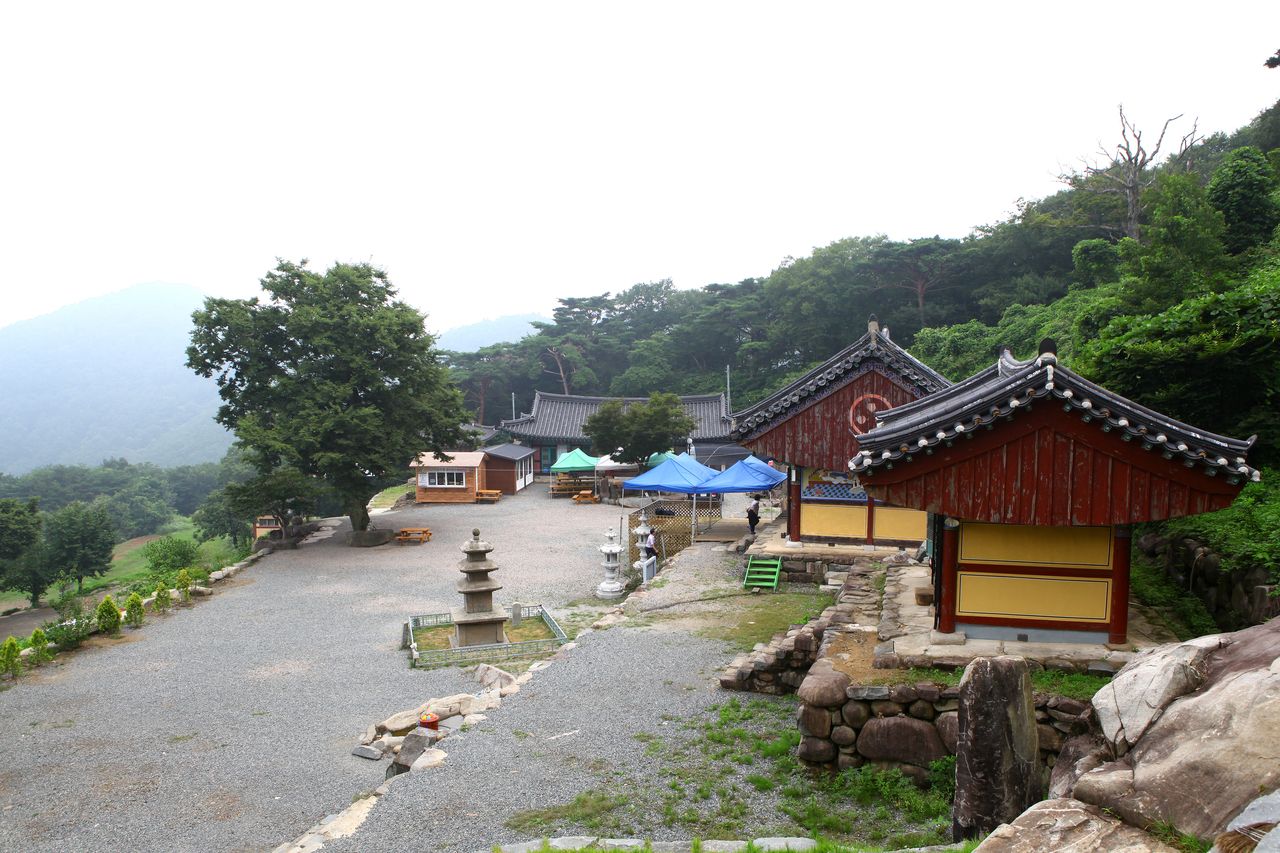만어사 / 한국관광콘텐츠랩-이범수