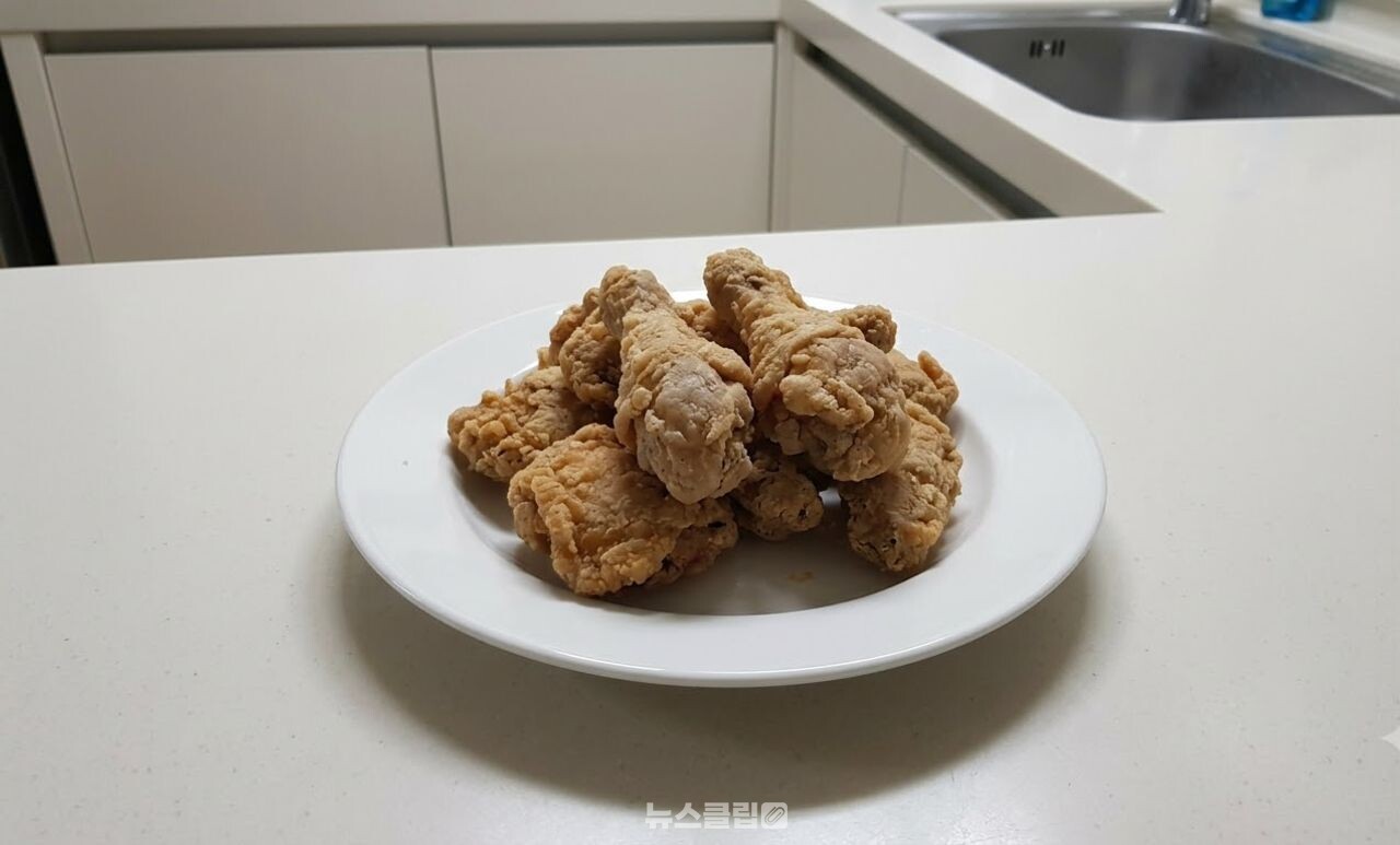 치킨 / 기사 이해를 돕기 위한 AI 이미지