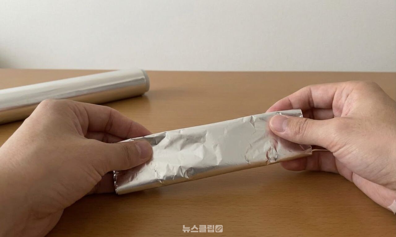 무뎌진 가위 / 기사 이해를 돕기 위한 AI 이미지