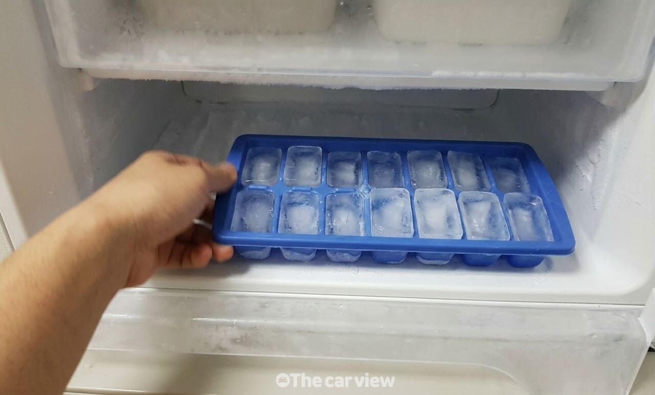 식초 얼음 악취 제거 / 기사 이해를 돕기 위한 AI 이미지