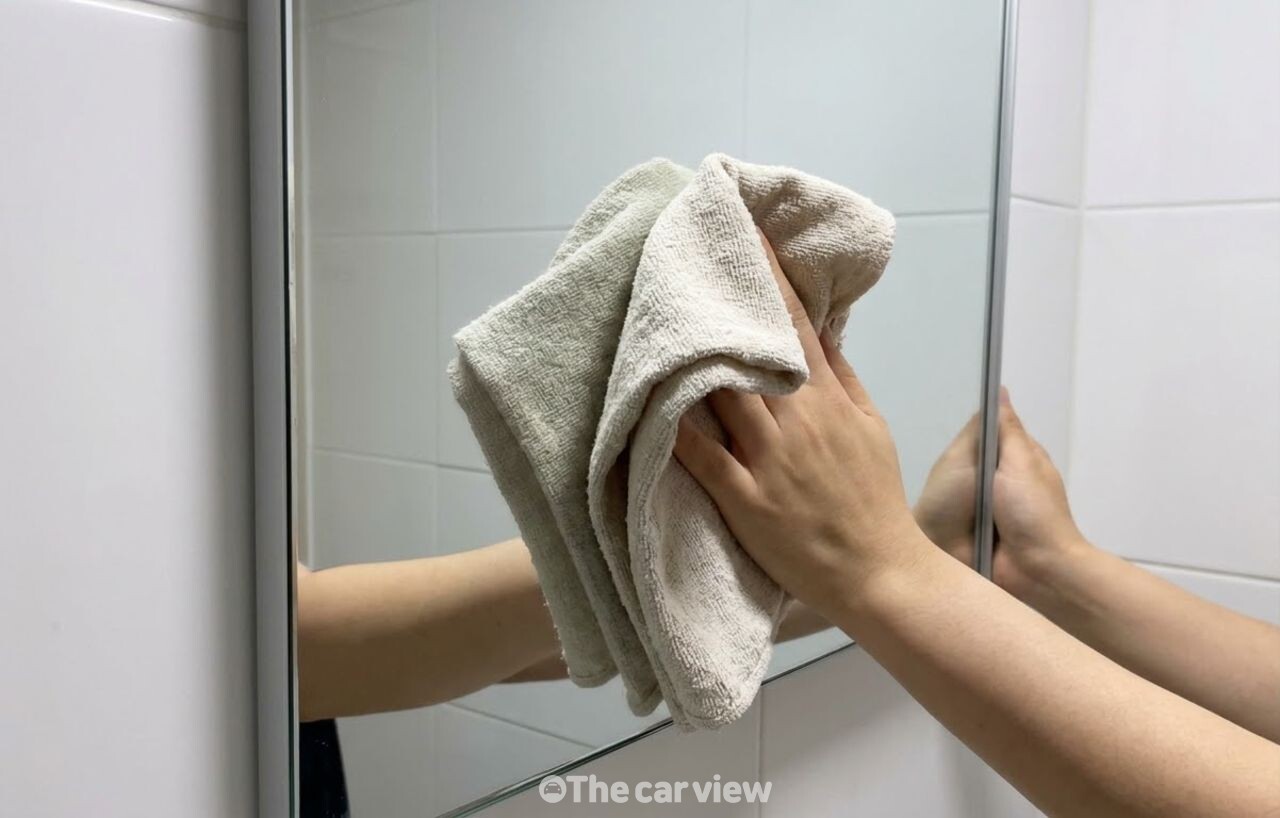 화장실 거울 김서림 / 기사 이해를 돕기 위한 AI 이미지