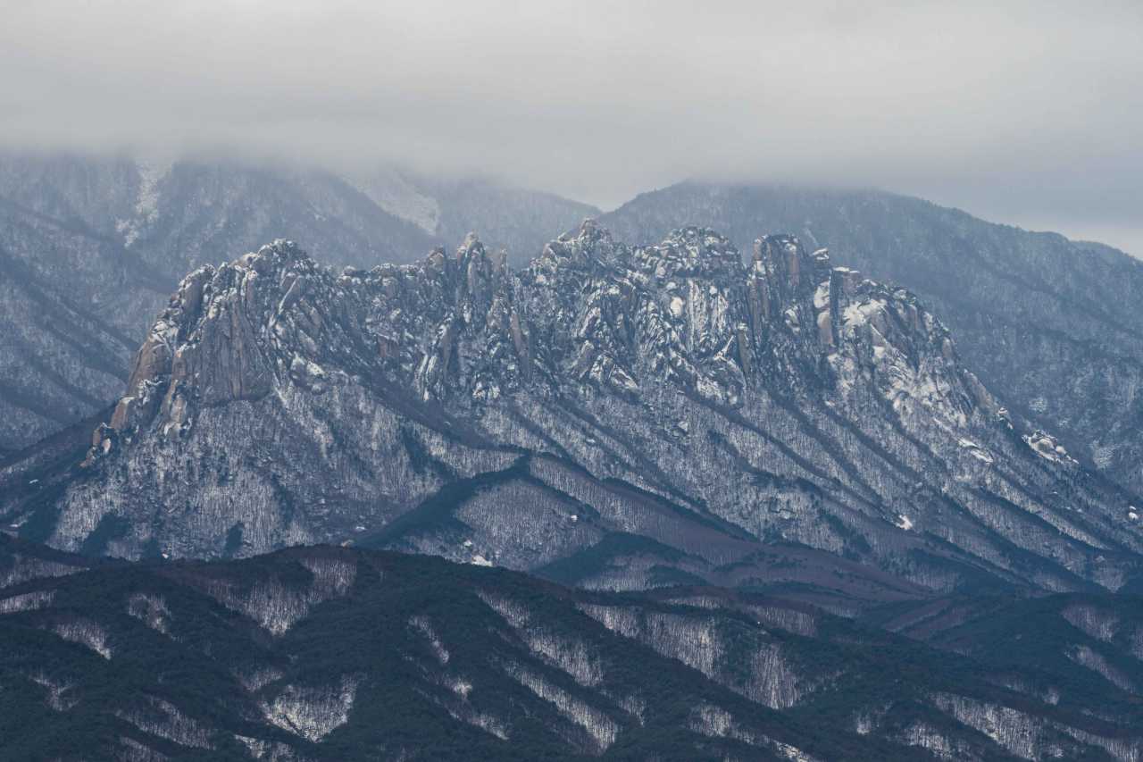 설악산 울산바위 / 사진=한국관광공사 포토코리아@김지호