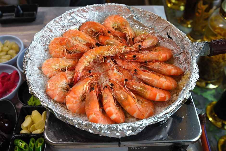 올해 대하 가격 '통일'하는 홍성남당항 대하축제! / 사진=한국관광공사