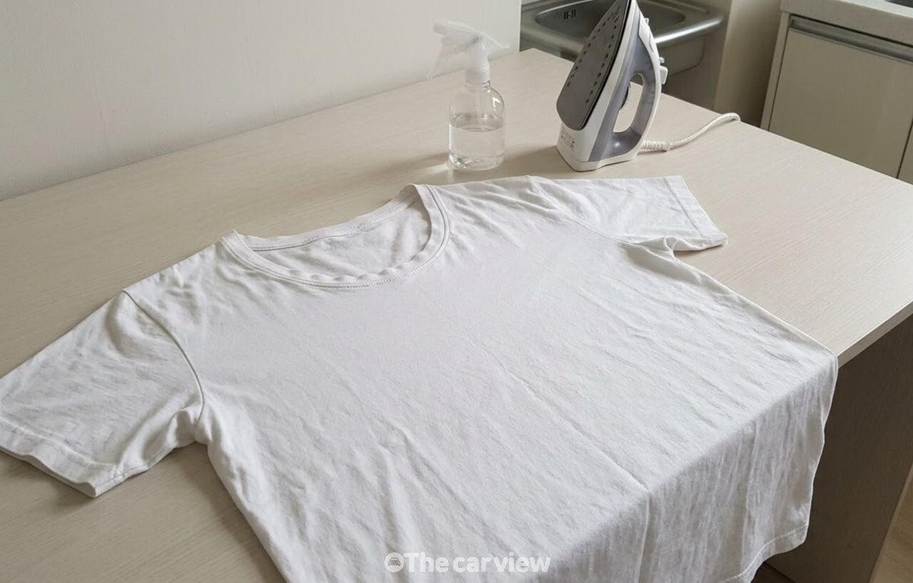 목 늘어난 티셔츠 되돌리기 / 기사 이해를 돕기 위한 AI 이미지