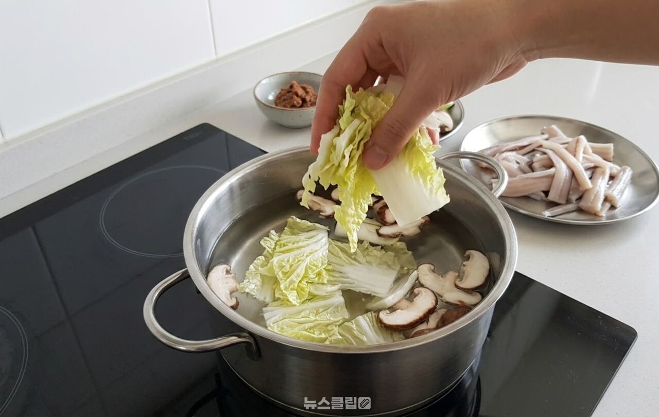 여름 보양식 붕장어 / 기사 이해를 돕기 위한 AI 이미지