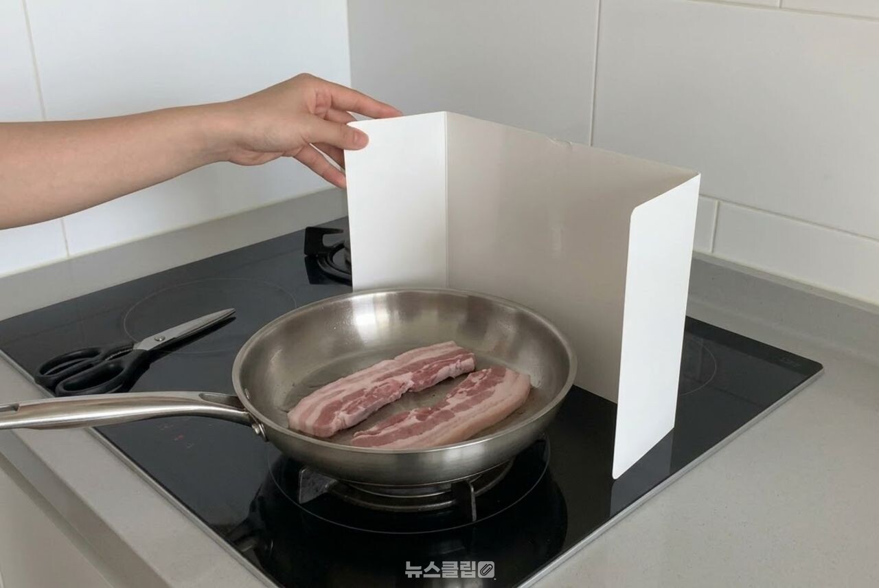 우유팩 재활용 / 기사 이해를 돕기 위한 AI 이미지