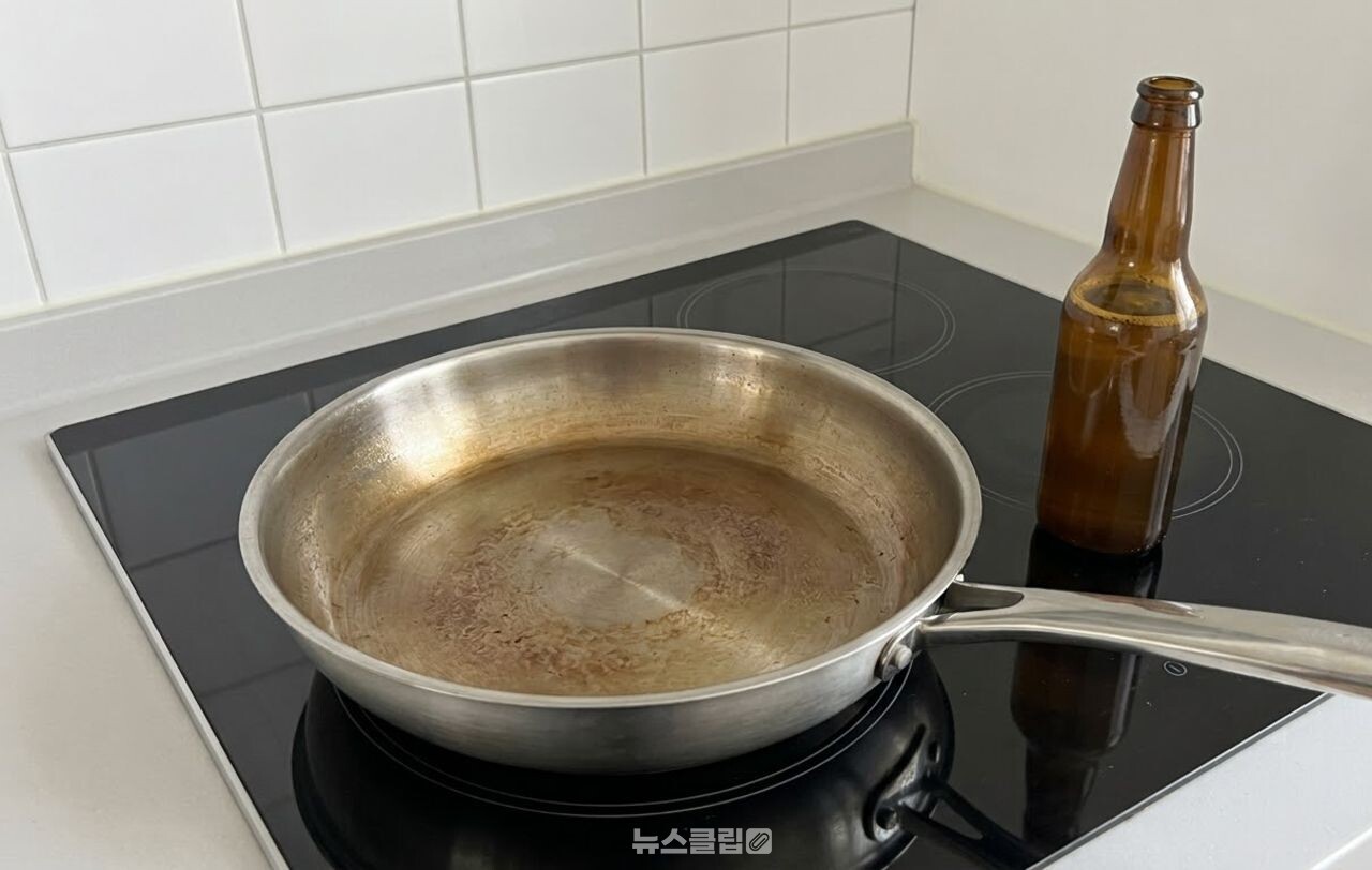 김빠진 맥주로 프라이팬 기름때 설거지 / 기사 이해를 돕기 위한 AI 이미지