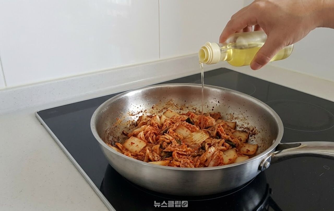 묵은지 김치찌개 / 기사 이해를 돕기 위한 AI 이미지