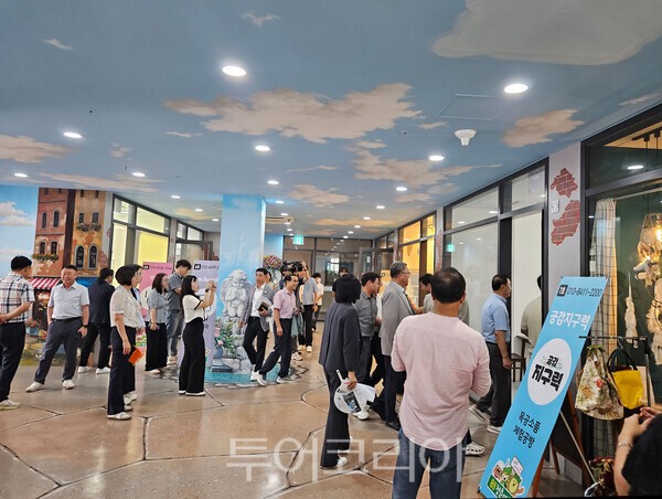 보성군 녹차골향토시장 속 청년들의 특별한 공간, ‘BS청춘마켓’ 이 2024년에 개장했다/사진-보성군