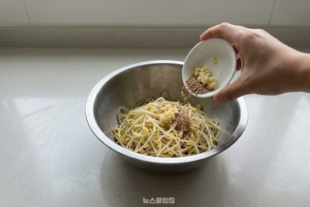 콩나물 무침 / 기사 이해를 돕기 위한 AI 이미지