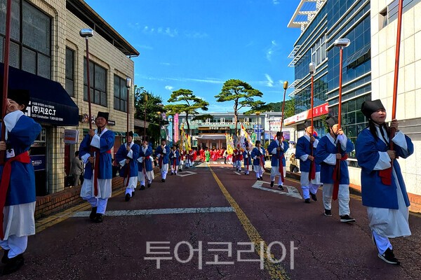 사진 / 조선왕조실록 적상산사고 이안재연 모습_투어코리아 유지훈 기자